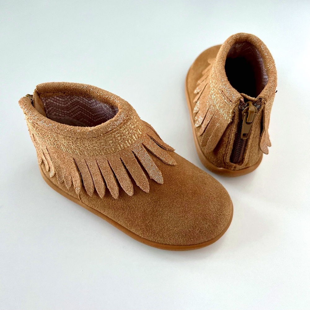 NWOT Tucker + Tate Moccasin Booties with Sparkly Fringe